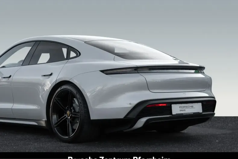 Porsche Taycan din 2023 cu 37.000 km - oferta POR211237 - foto 9