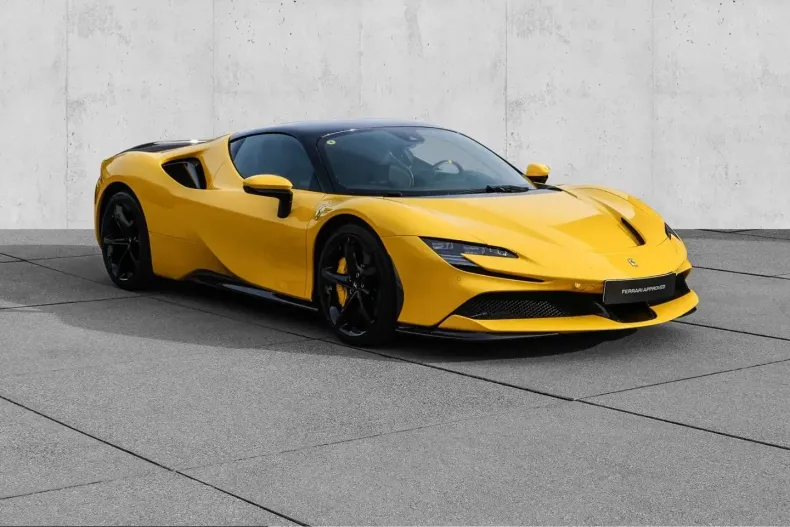 Ferrari SF90 din 2023 cu 7.999 km - oferta FER211242 - foto 8