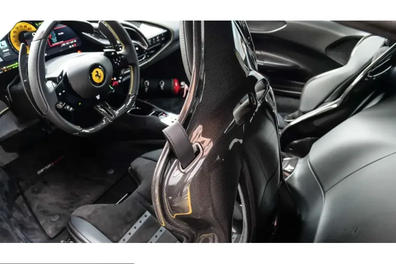 Ferrari SF90 din 2023 cu 7.999 km - oferta FER211242 - foto 22