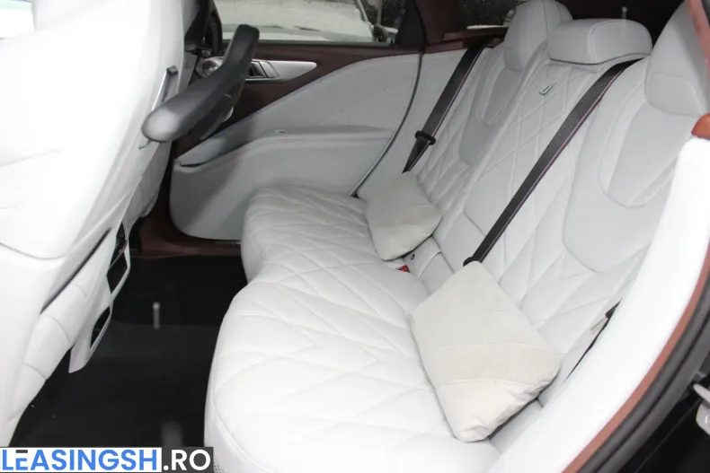 BMW XM (Seria X) din 2024 cu 57.850 km - oferta BMW211243 - foto 16