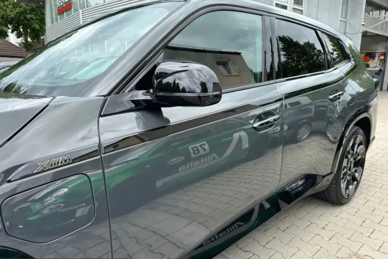 BMW XM (Seria X) din 2023 cu 7.000 km - oferta BMW211245 - foto 17
