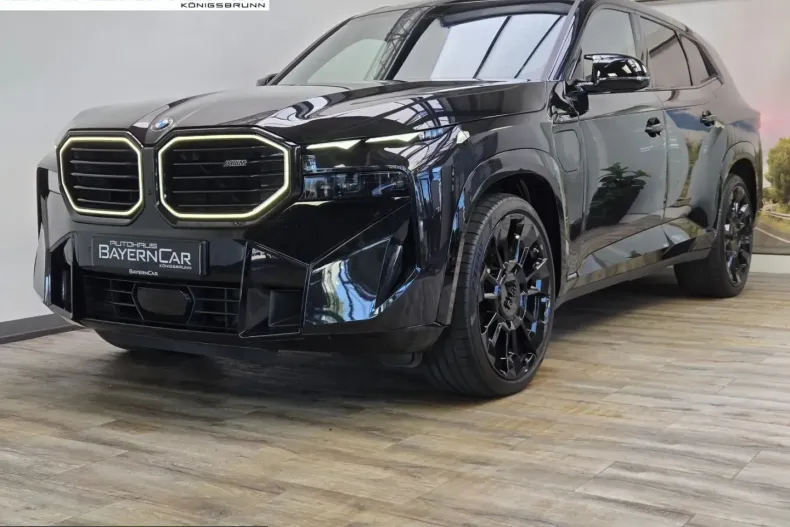 BMW XM (Seria X) din 2025 cu 12.800 km - oferta BMW211246 - foto 1