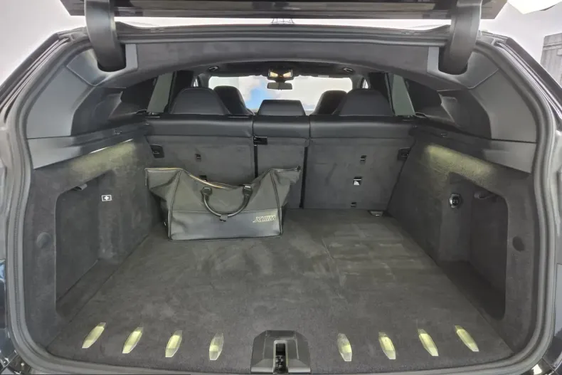 BMW XM (Seria X) din 2025 cu 12.800 km - oferta BMW211246 - foto 22