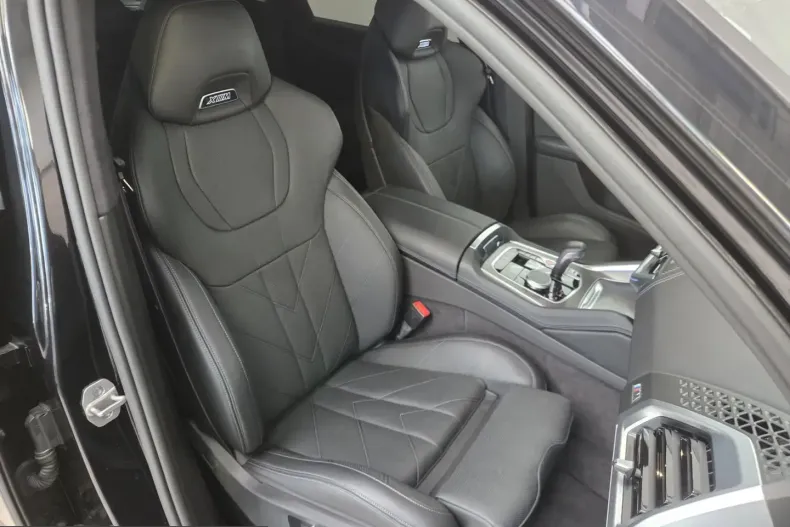 BMW XM (Seria X) din 2025 cu 12.800 km - oferta BMW211246 - foto 35