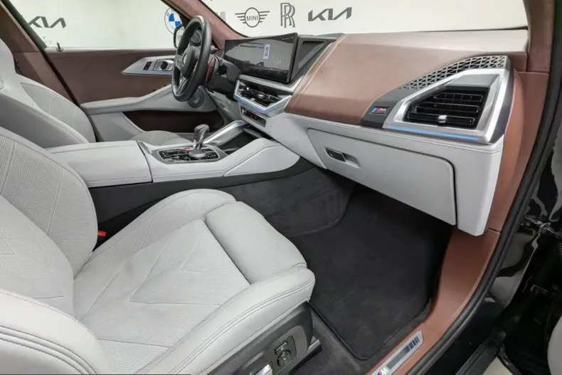 BMW XM (Seria X) din 2025 cu 13.883 km - oferta BMW211247 - foto 4