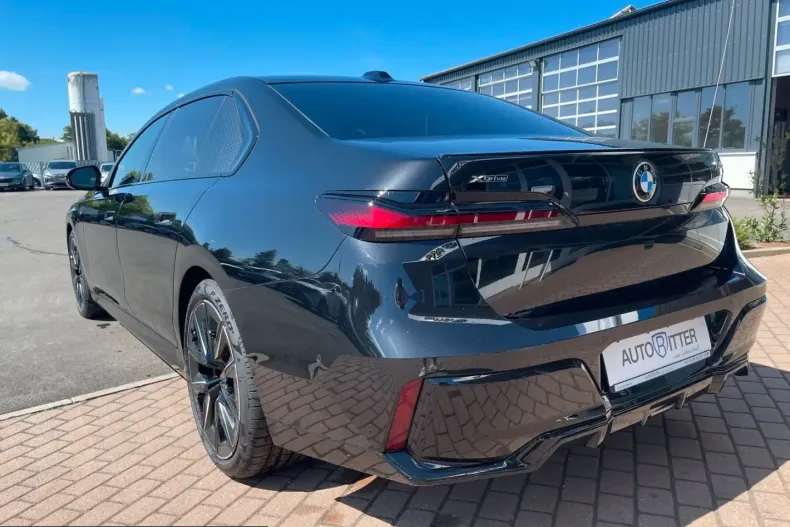 BMW 740 (Seria 7) din 2025 cu 8.500 km - oferta BMW211250 - foto 6