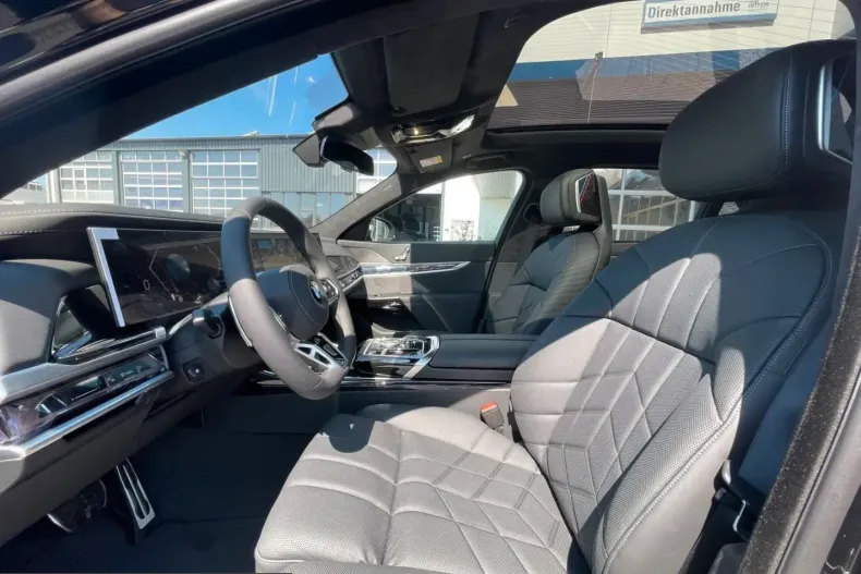 BMW 740 (Seria 7) din 2025 cu 8.500 km - oferta BMW211250 - foto 11