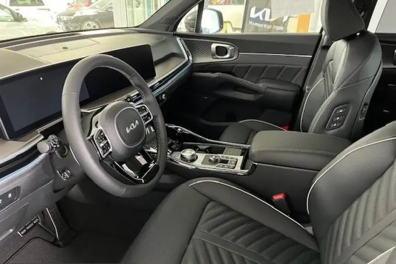 Kia Sorento din 2024 cu 11.500 km - oferta KIA211254 - foto 9