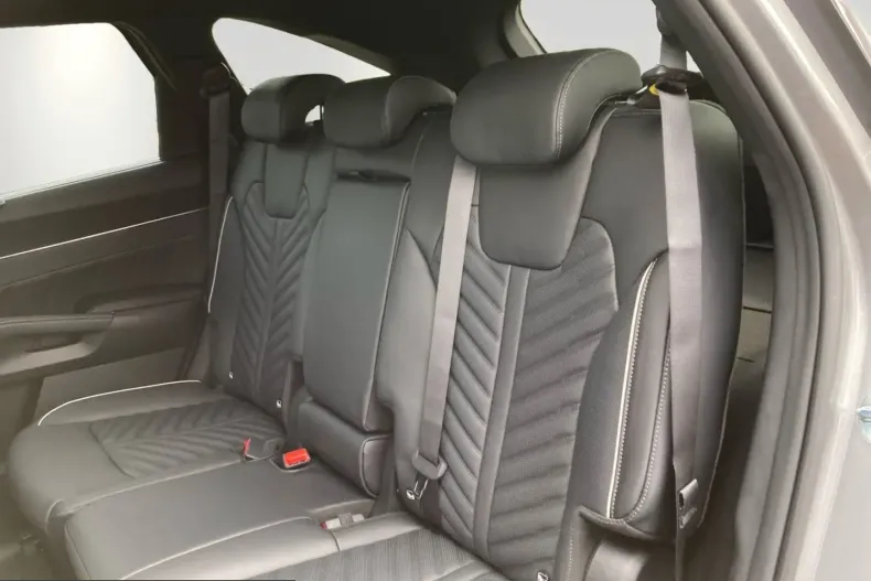 Kia Sorento din 2025 cu 4.425 km - oferta KIA211255 - foto 7