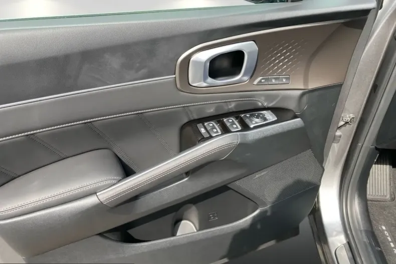 Kia Sorento din 2025 cu 4.425 km - oferta KIA211255 - foto 14
