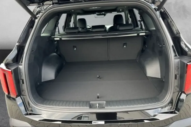 Kia Sorento din 2025 cu 25.000 km - oferta KIA211256 - foto 9