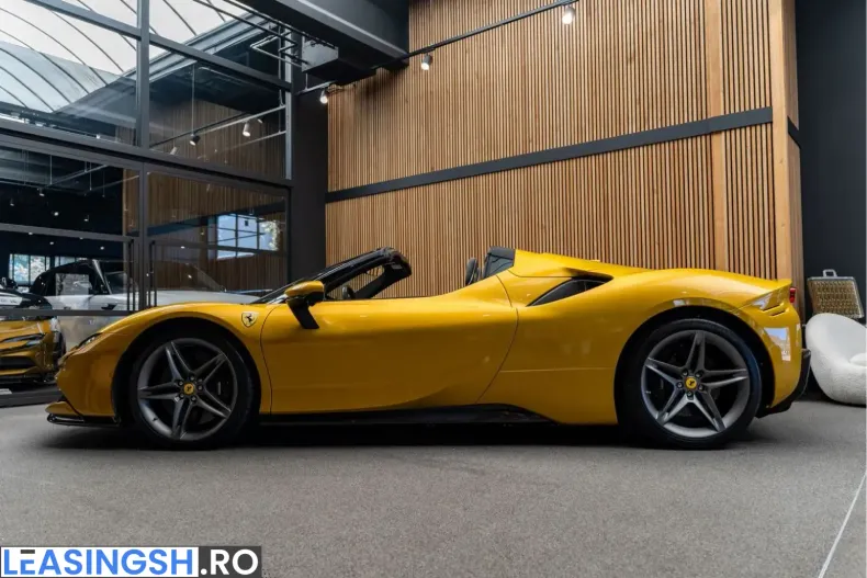 Ferrari SF90 din 2023 cu 3.195 km - oferta FER211257 - foto 3