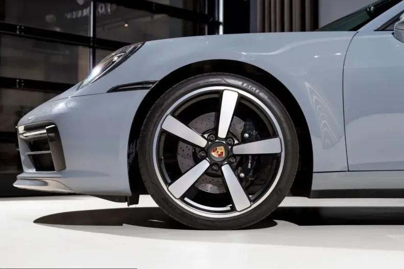 Porsche 992 din 2023 cu 14.000 km - oferta POR211259 - foto 7