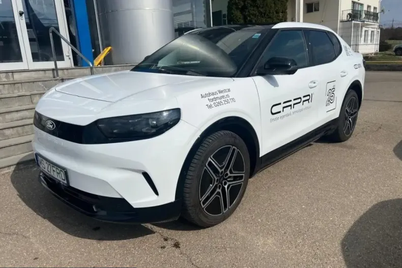 Ford Capri din 2025 cu 4.500 km - oferta FOR211265 - foto 1