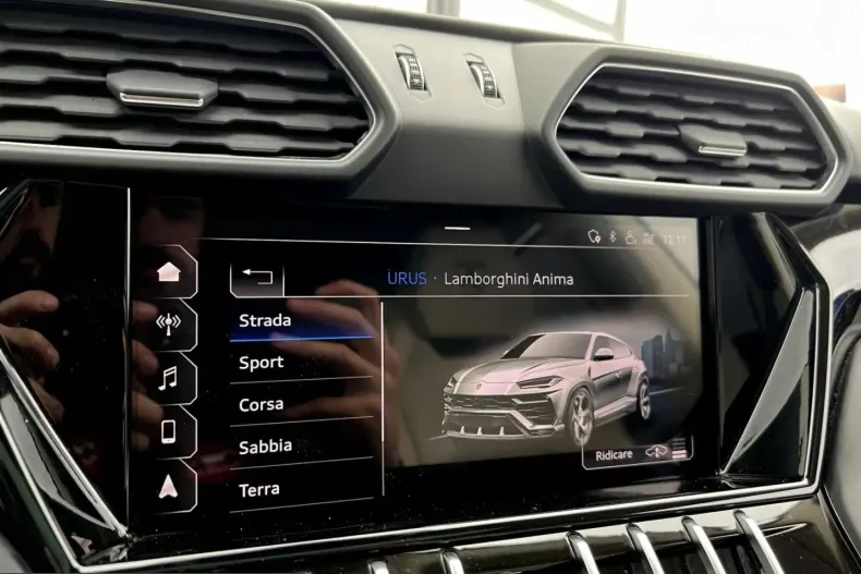 Lamborghini Urus din 2021 cu 27.760 km - oferta LAM211267 - foto 35