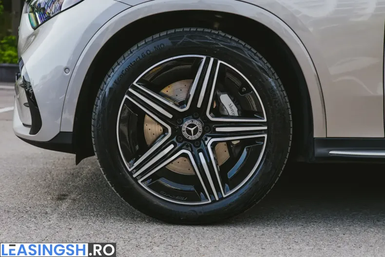 Mercedes-Benz GLC 300 (Clasa GLC) din 2023 cu 48.000 km - oferta MER211270 - foto 6