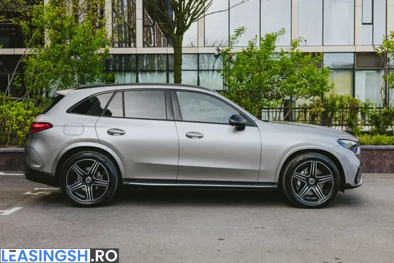 Mercedes-Benz GLC 300 (Clasa GLC) din 2023 cu 48.000 km - oferta MER211270 - foto 7