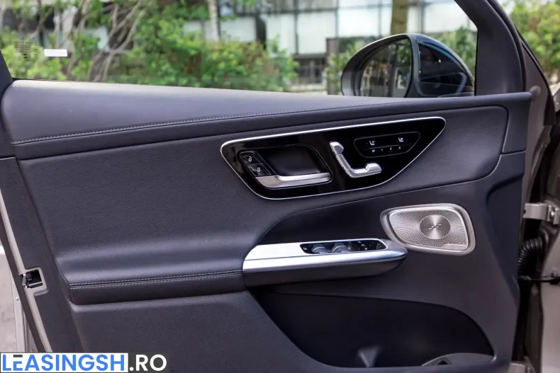 Mercedes-Benz GLC 300 (Clasa GLC) din 2023 cu 48.000 km - oferta MER211270 - foto 18