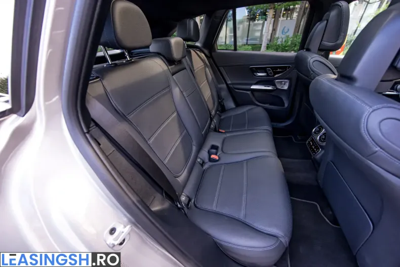 Mercedes-Benz GLC 300 (Clasa GLC) din 2023 cu 48.000 km - oferta MER211270 - foto 21