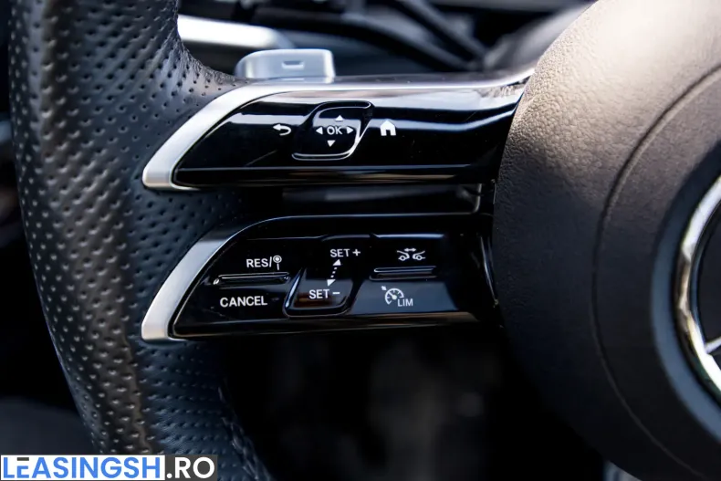 Mercedes-Benz GLC 300 (Clasa GLC) din 2023 cu 48.000 km - oferta MER211270 - foto 25