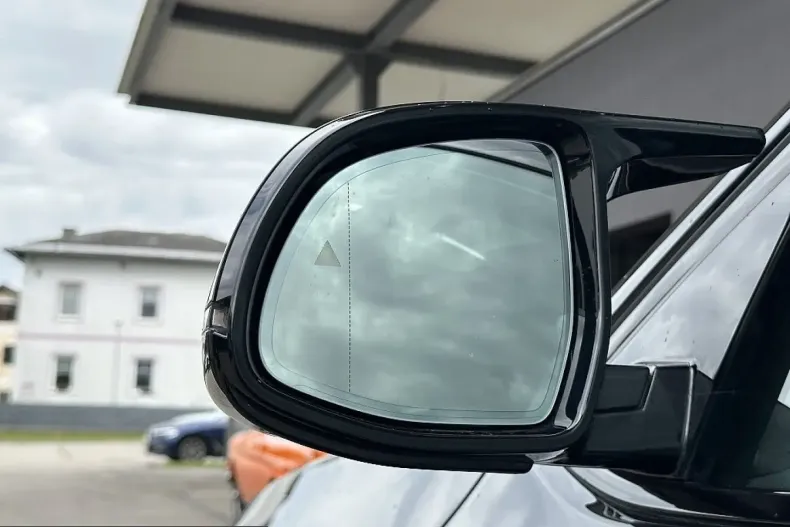 BMW X4 (Seria X) din 2024 cu 6.347 km - oferta BMW211271 - foto 42
