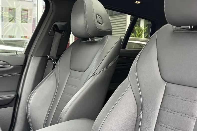BMW X4 (Seria X) din 2024 cu 6.347 km - oferta BMW211271 - foto 50