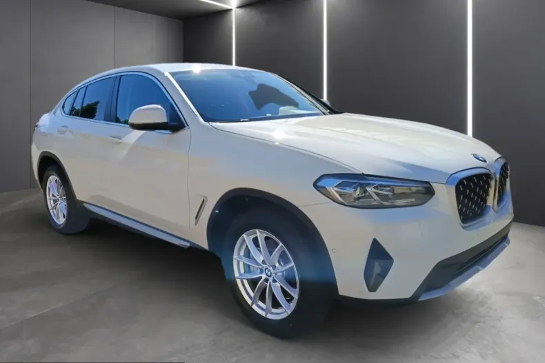 BMW X4 (Seria X) din 2024 cu 12.491 km - oferta BMW211272 - foto 2