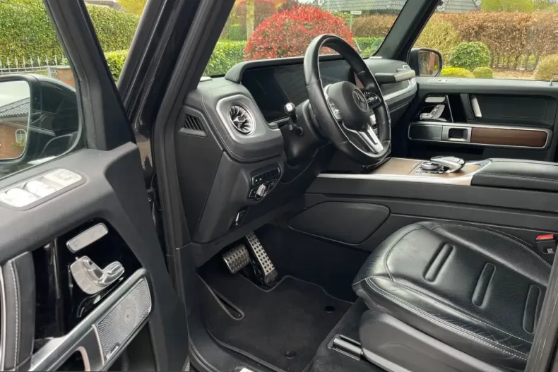 Mercedes-Benz G 400 (Clasa G) din 2023 cu 89.950 km - oferta MER211276 - foto 9
