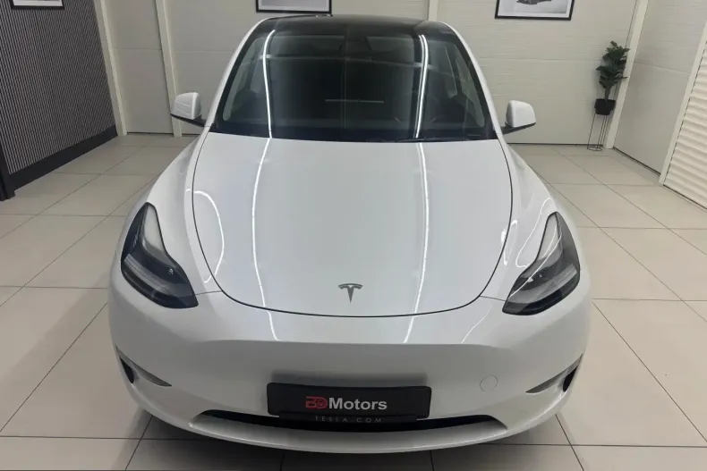 Tesla Model Y din 2023 cu 69.980 km - oferta TES211277 - foto 3