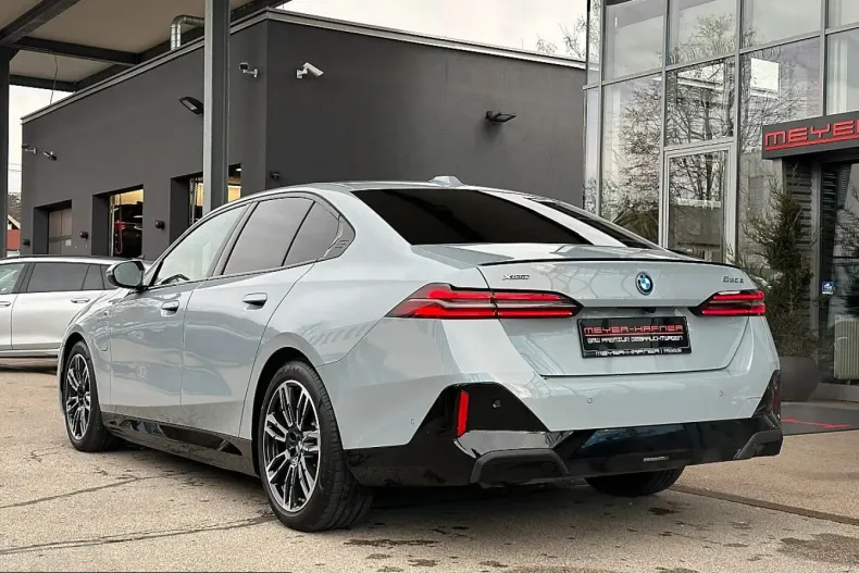 BMW 530 (Seria 5) din 2025 cu 18.265 km - oferta BMW211285 - foto 9