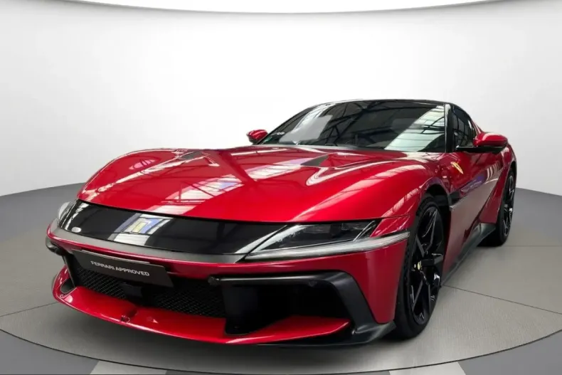 Ferrari 12Cilindri din 2025 cu 1.461 km - oferta FER211290 - foto 1