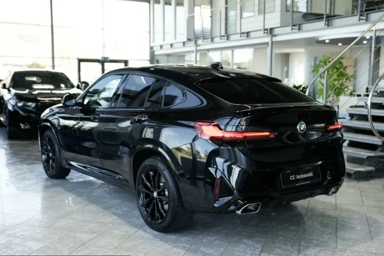 BMW X4 (Seria X) din 2024 cu 56.492 km - oferta BMW211299 - foto 11