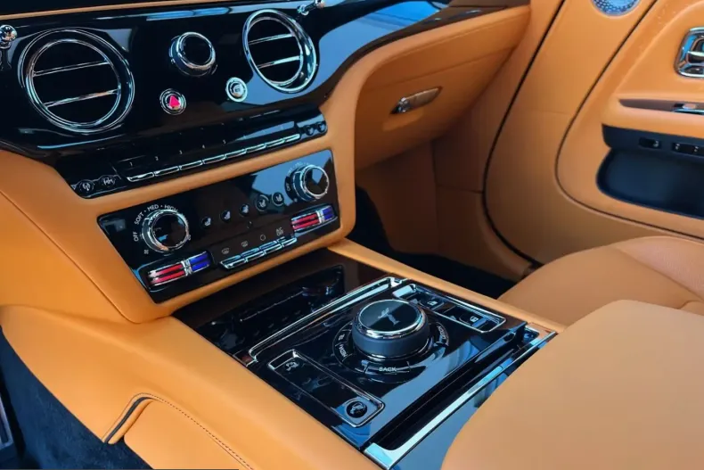 Rolls-Royce Spectre din 2025 cu 3.800 km - oferta ROL211304 - foto 17