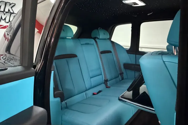 Rolls-Royce Cullinan din 2024 cu 18.734 km - oferta ROL211312 - foto 25