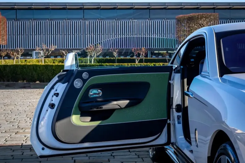 Rolls-Royce Spectre din 2024 cu 6.349 km - oferta ROL211323 - foto 13