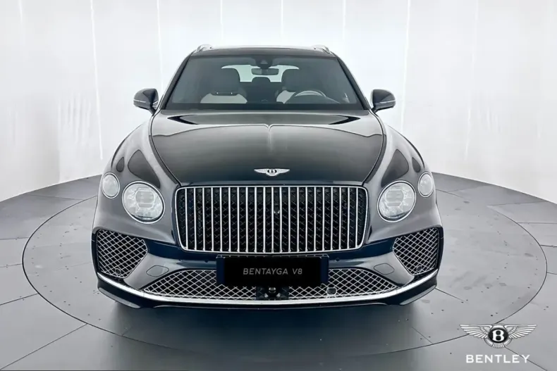 Bentley Bentayga din 2025 cu 5.300 km - oferta BEN211333 - foto 2
