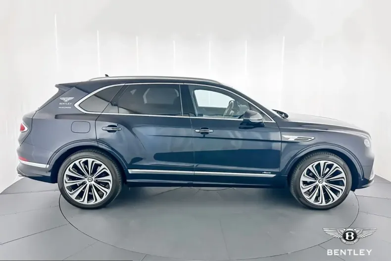 Bentley Bentayga din 2025 cu 5.300 km - oferta BEN211333 - foto 4