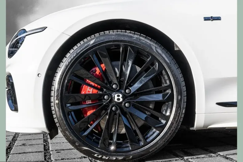 Bentley Continental GTC din 2025 cu 4.300 km - oferta BEN211335 - foto 11