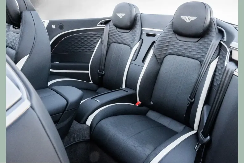 Bentley Continental GTC din 2025 cu 4.300 km - oferta BEN211335 - foto 21
