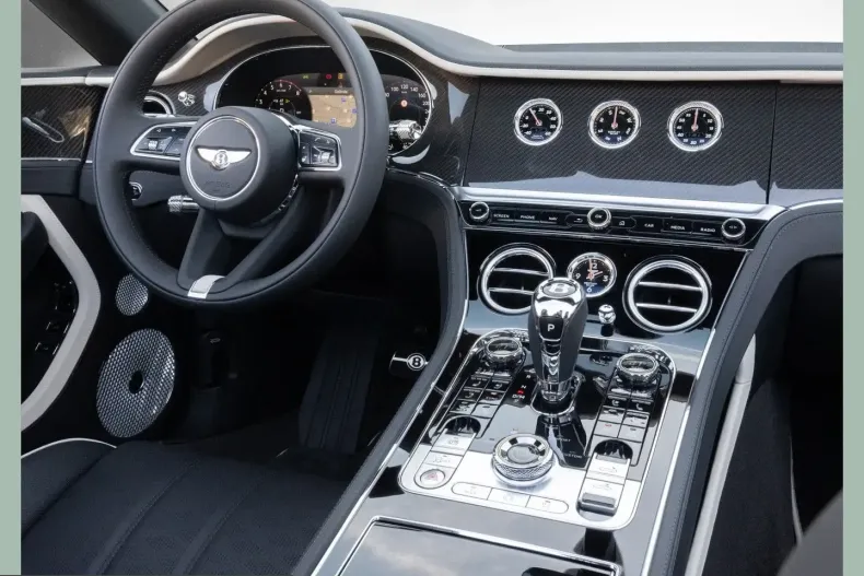 Bentley Continental GTC din 2025 cu 4.300 km - oferta BEN211335 - foto 25