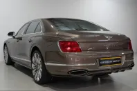 Bentley Flying Spur din 2024 cu 5.300 km - oferta BEN211336 - foto 3