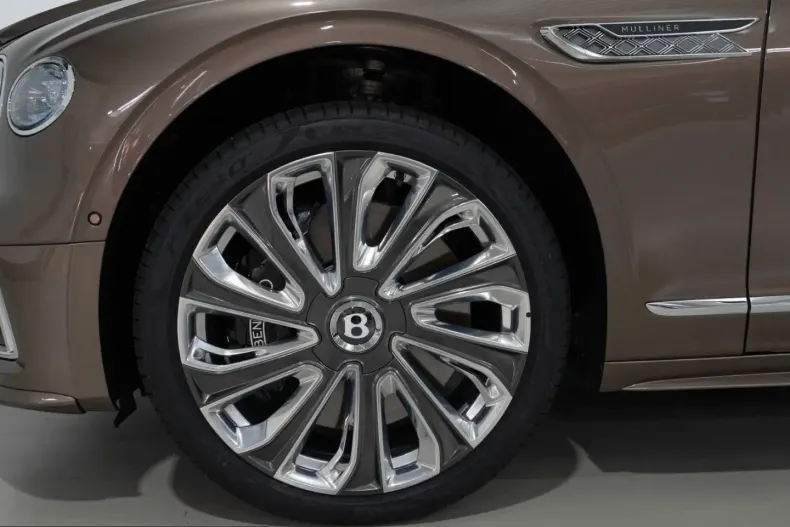 Bentley Flying Spur din 2024 cu 5.300 km - oferta BEN211336 - foto 5