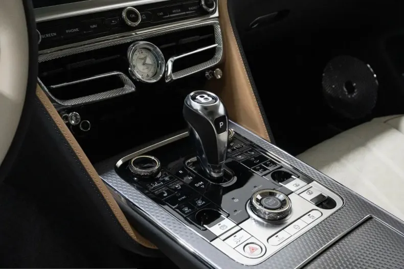 Bentley Flying Spur din 2024 cu 5.300 km - oferta BEN211336 - foto 15