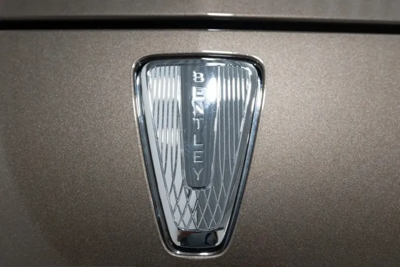Bentley Flying Spur din 2024 cu 5.300 km - oferta BEN211336 - foto 27