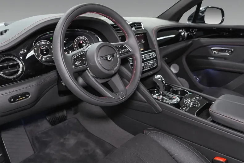 Bentley Bentayga din 2025 cu 15.000 km - oferta BEN211355 - foto 11