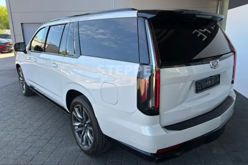 Cadillac Escalade din 2024 cu 21.823 km - oferta CAD211359 - foto 4