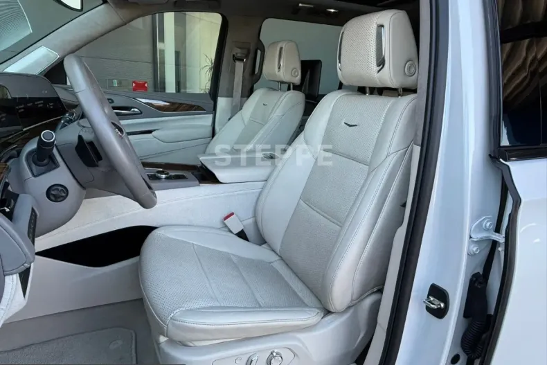 Cadillac Escalade din 2024 cu 21.823 km - oferta CAD211359 - foto 7