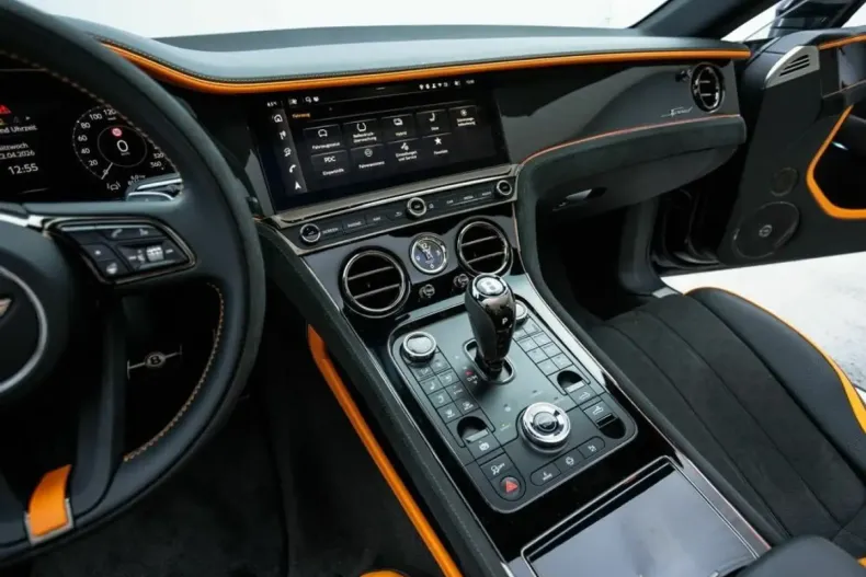 Bentley Continental din 2025 cu 8.106 km - oferta BEN211366 - foto 26