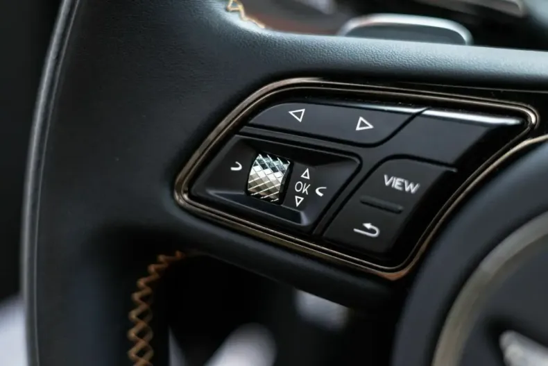 Bentley Continental din 2025 cu 8.106 km - oferta BEN211366 - foto 34