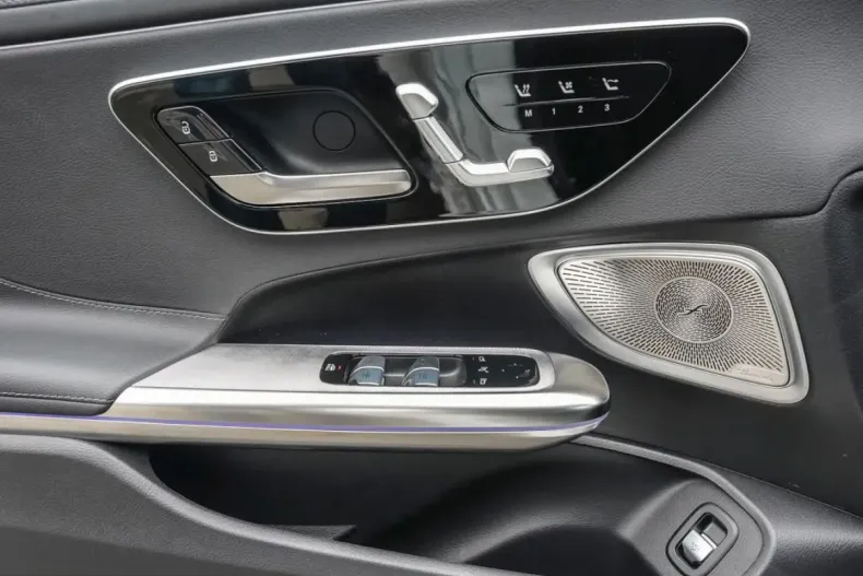 Mercedes-Benz CLE 450 (Clasa CLE) din 2025 cu 8.400 km - oferta MER211370 - foto 14